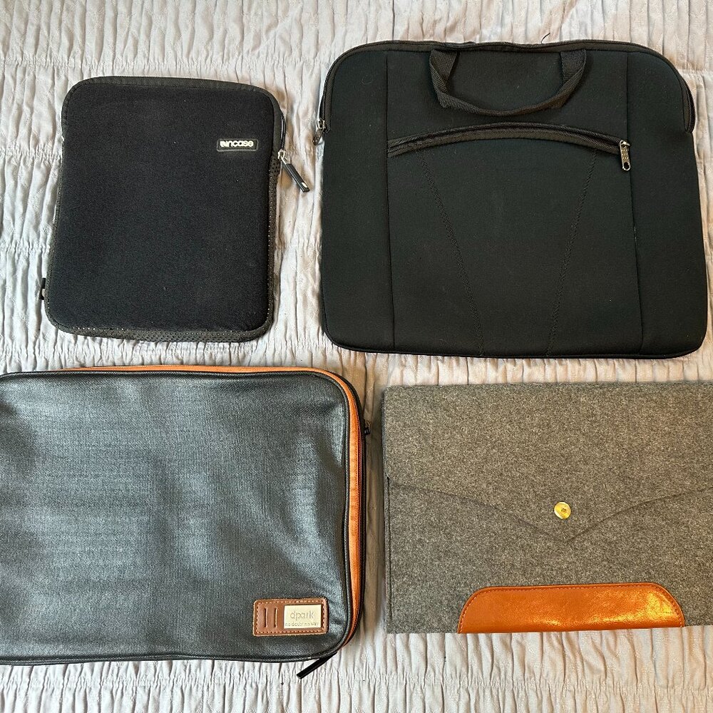 Lot of four laptop/tablet cases